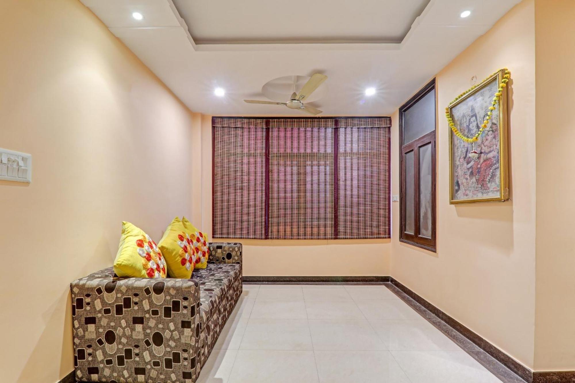 Super Capital O Townhouse Govinda Royal Hotel Kanpur Exterior photo